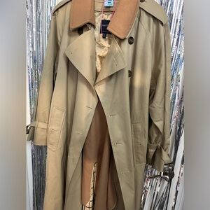 Brooks Brothers trench coat Men’s medium